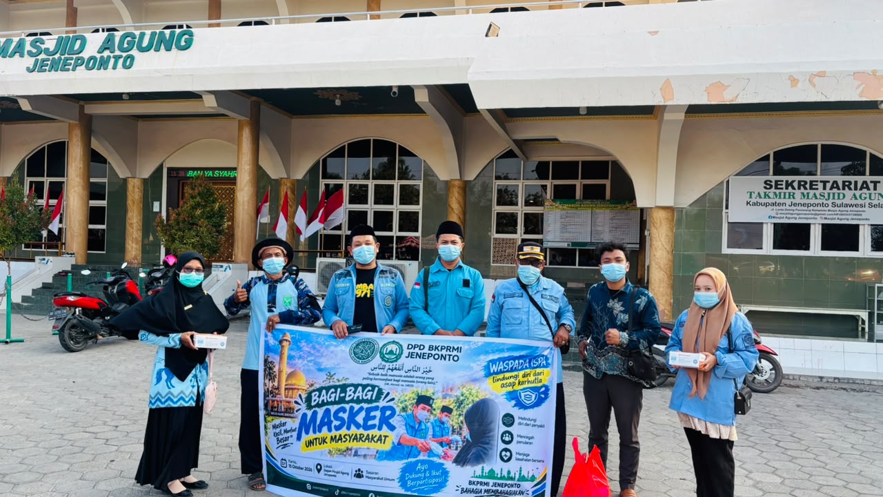Masker Kecil, Manfaat Besar! BKPRMI Jeneponto Gaungkan Kepedulian di Tengah Ancaman Kabut Asap