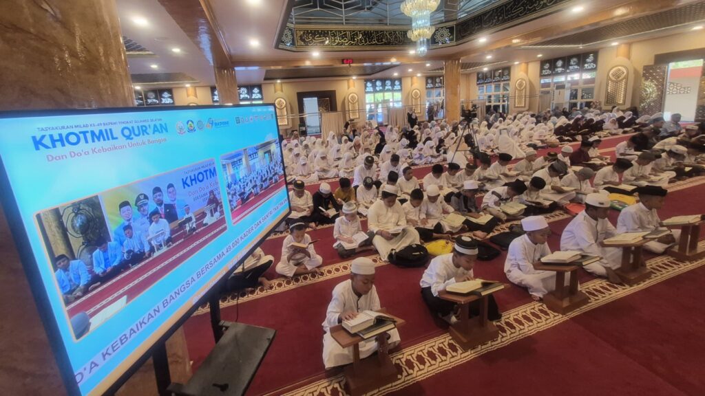 49.000 Kader dan Santri BKPRMI se-Sulsel Khatamkan Al-Qur’an, Doakan Kebaikan Bangsa di Milad ke-49